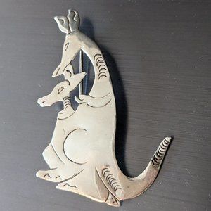 Whimsical Unique Detailed Sterling Kangaroo and Joey In Pouch Pin/Brooch Signed